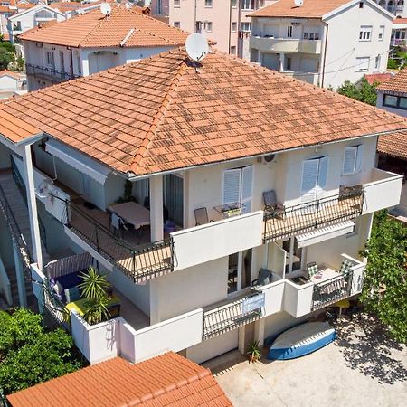 Apartments Vice Trogir Buitenkant foto