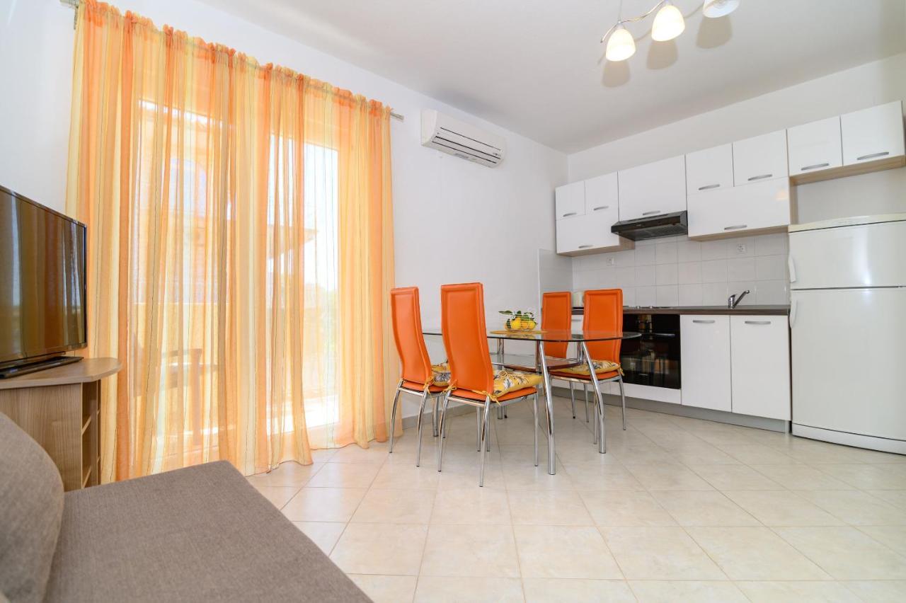 Apartments Vice Trogir Buitenkant foto