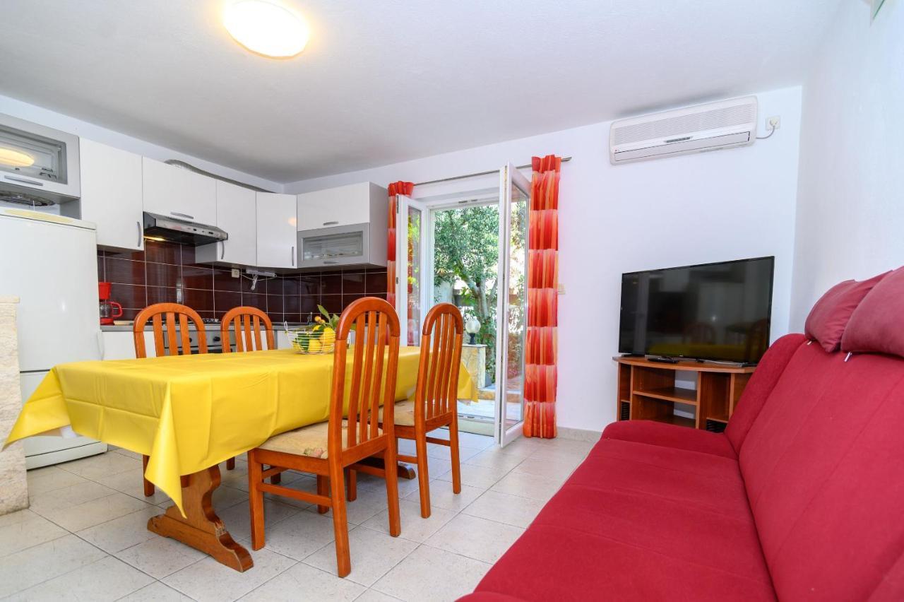 Apartments Vice Trogir Buitenkant foto