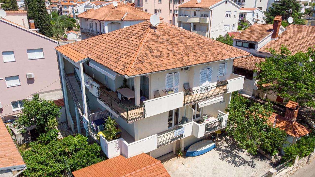 Apartments Vice Trogir Buitenkant foto