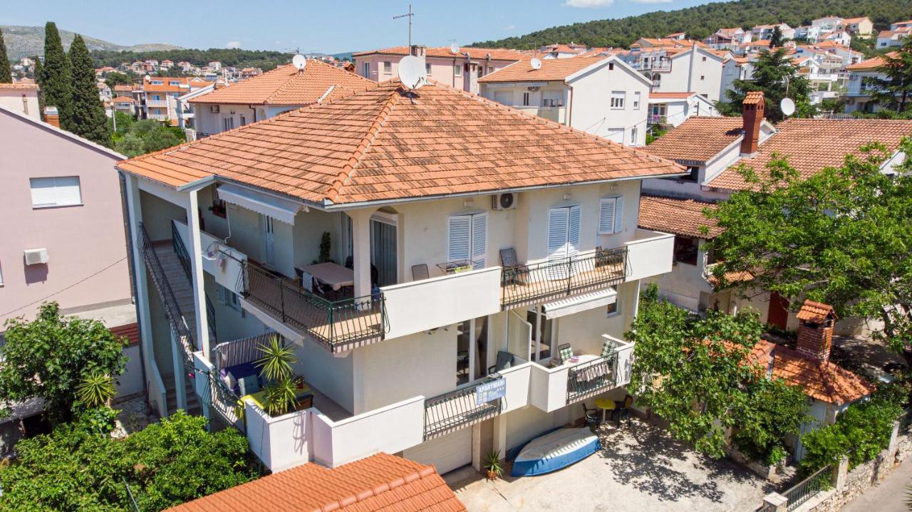 Apartments Vice Trogir Buitenkant foto