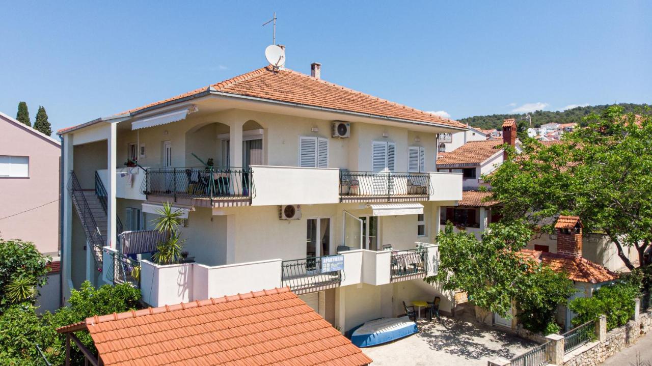 Apartments Vice Trogir Buitenkant foto