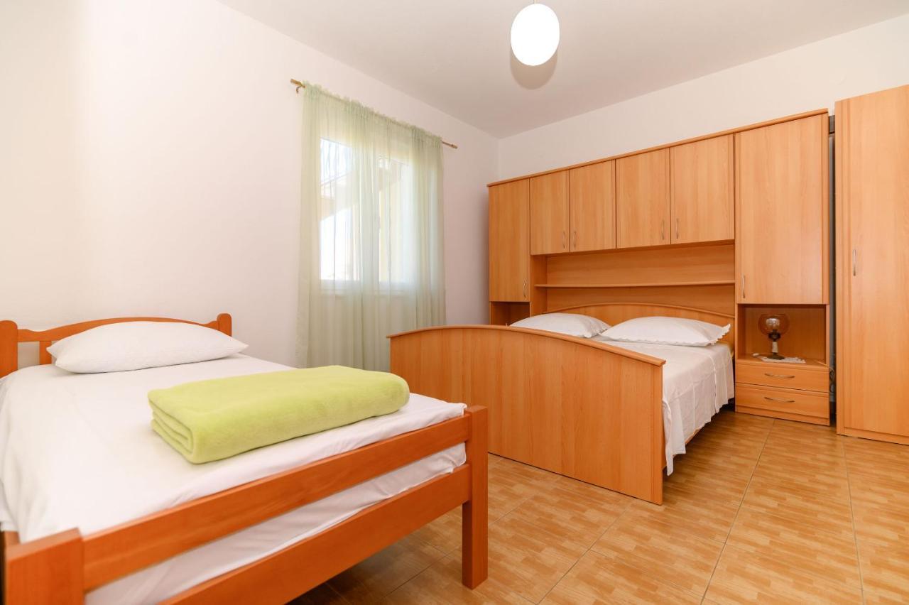 Apartments Vice Trogir Buitenkant foto