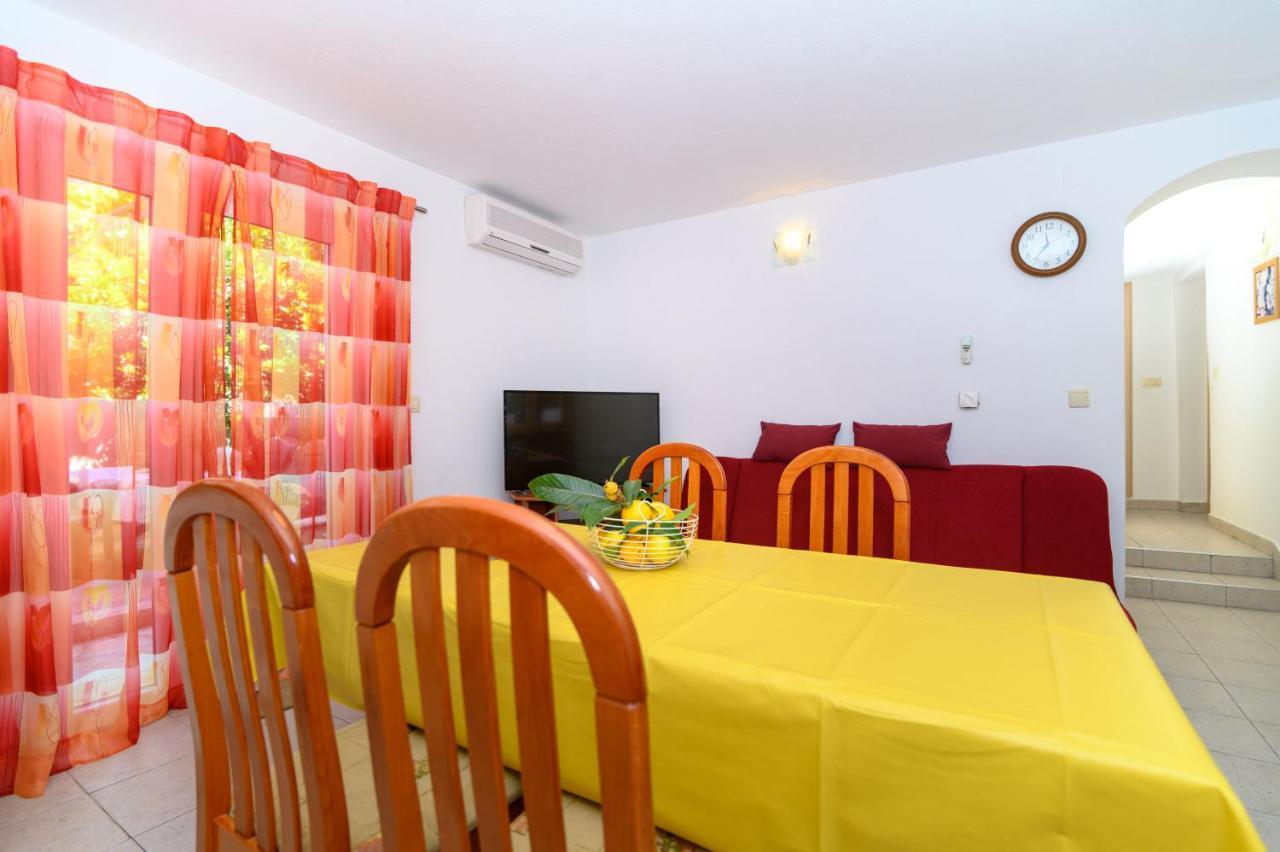 Apartments Vice Trogir Buitenkant foto